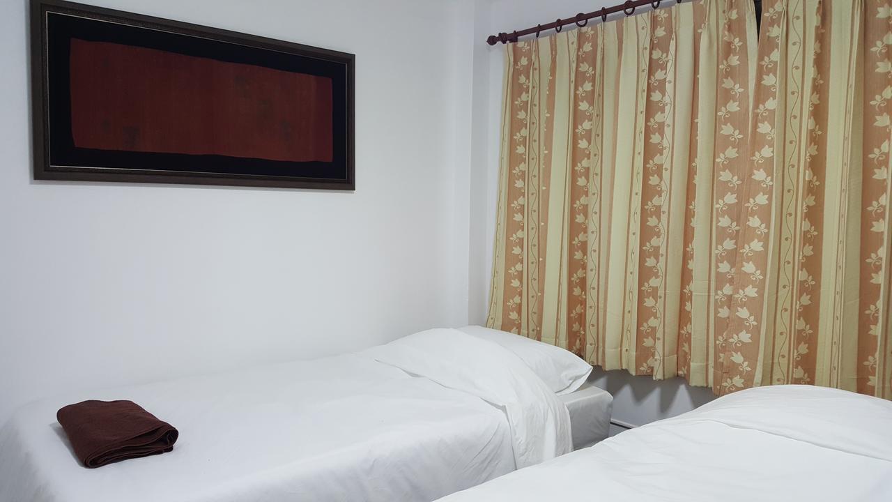 Aunt & Uncle'S House Bed & Breakfast Chiang Mai Luaran gambar